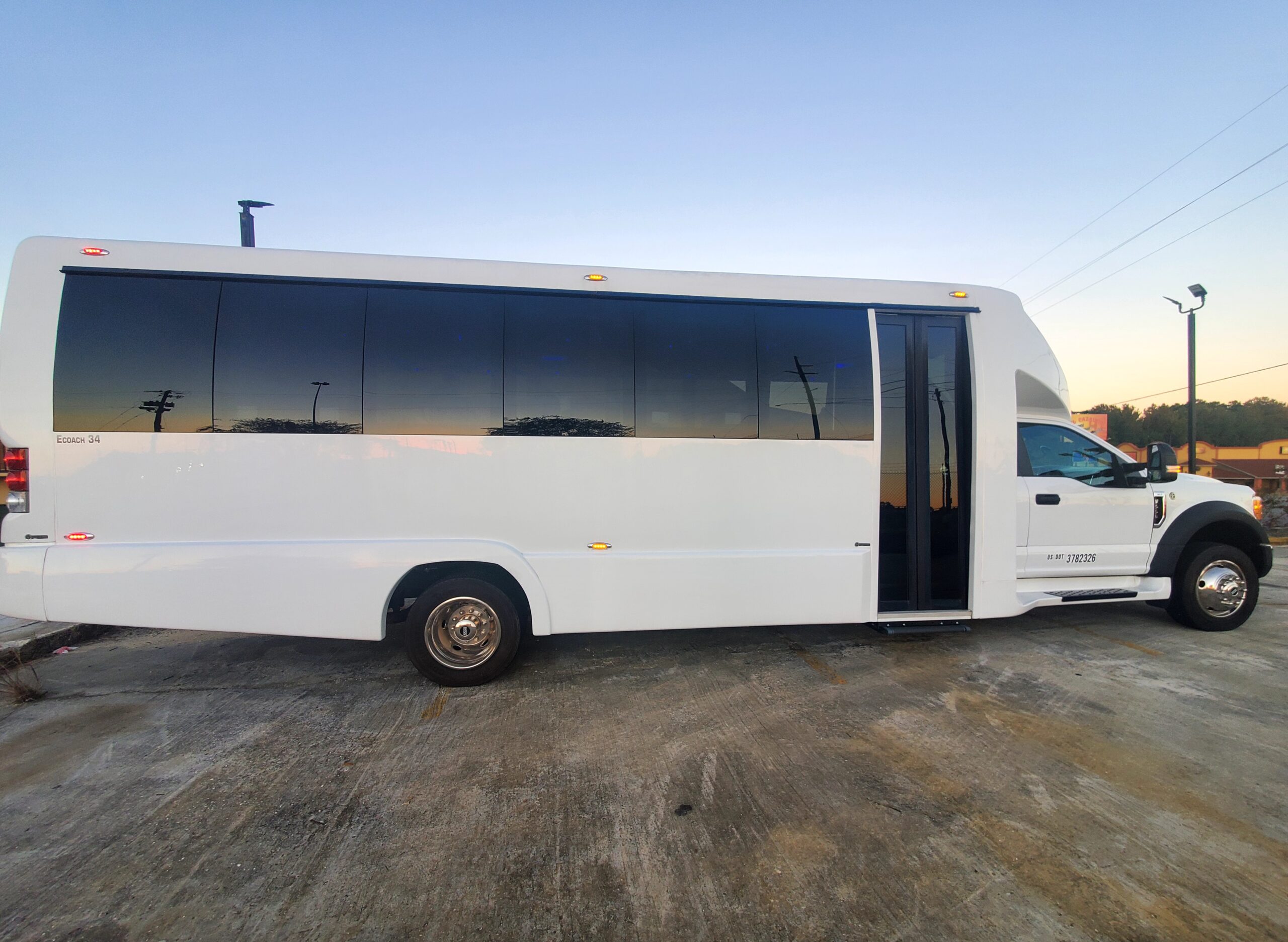 atlanta-airport-shuttle services, shuttle service atlanta airport,atlanta airport shuttle services, shuttle service near me