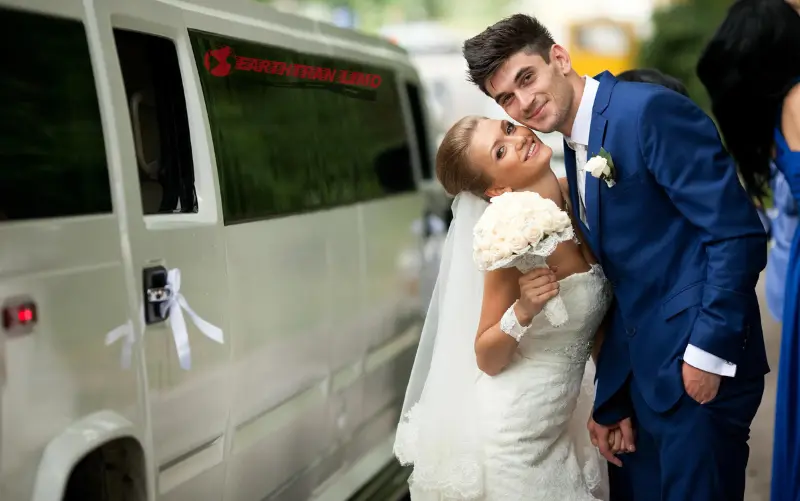 wedding transportation, limo rental, white limo for wedding, white limo, limo service, atlanta wedding limo service