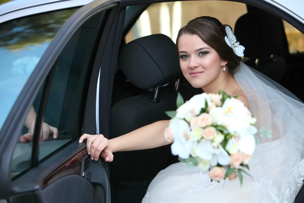 wedding-transportation-service, wedding-limo-service, wedding transportation alternatives